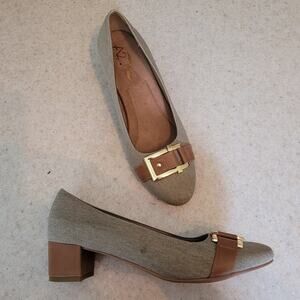 Aerosoles Sketch Pad Block Heel Pumps Comfort Work Preppy Office Neutral Buckle